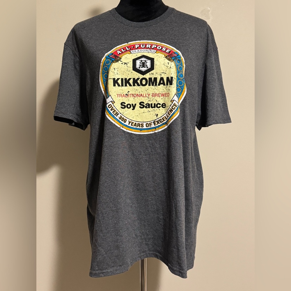 NWT Kikkoman Gray Soy Sauce Graphic Tee size large